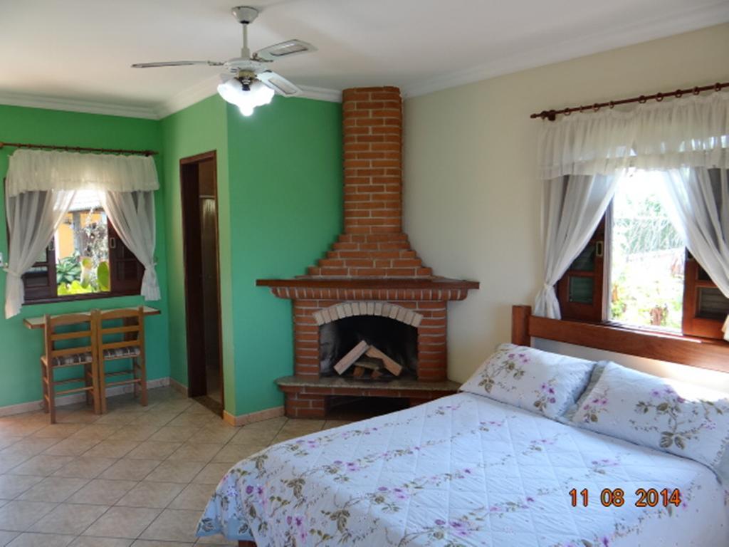 Pousada Nossa Senhora Penedo (Rio de Janeiro) Quarto foto